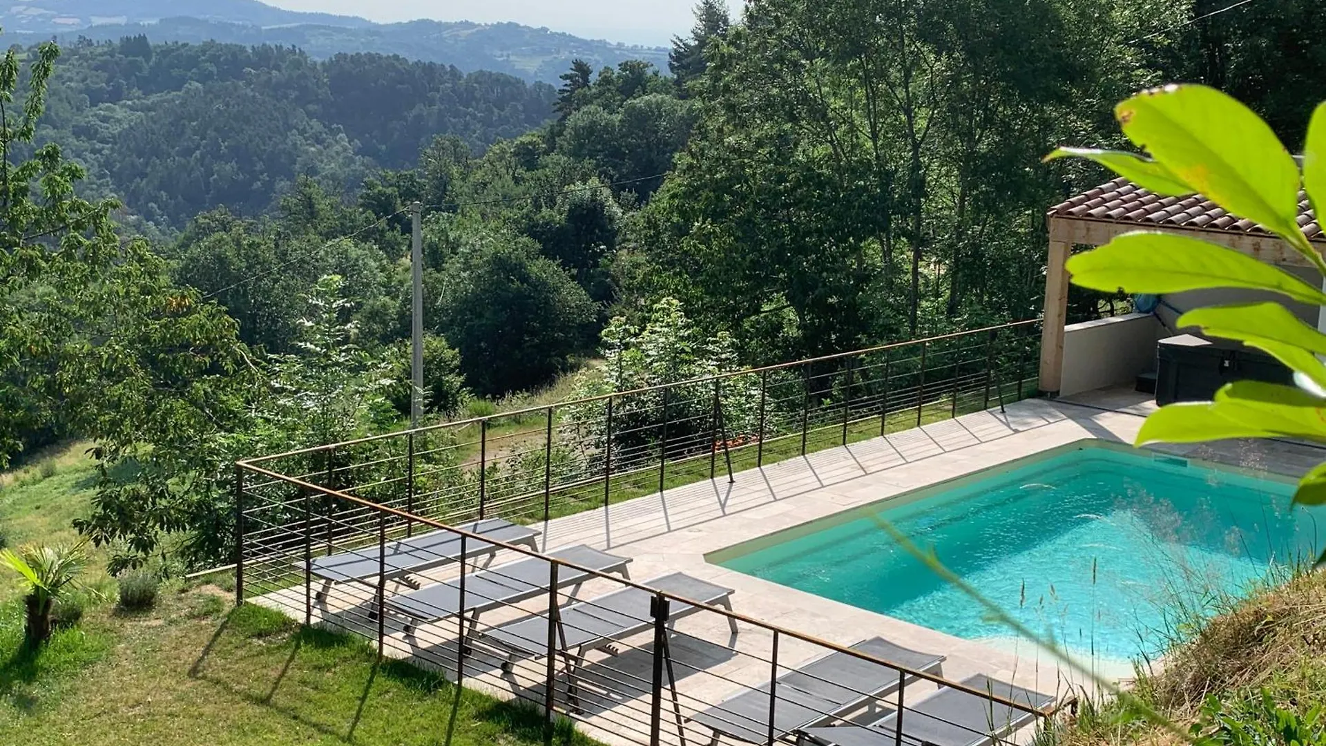 Gites Jules Et Rose Silhac 0*,  France